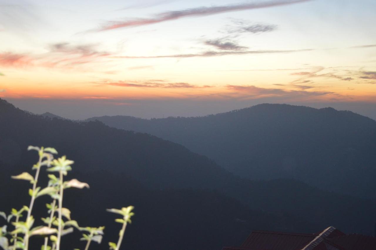 Spangle Heights Shimla, Suites And Residences Ngoại thất bức ảnh